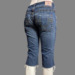 True Religion LOW RISE Vintage Y2K Capri Jeans